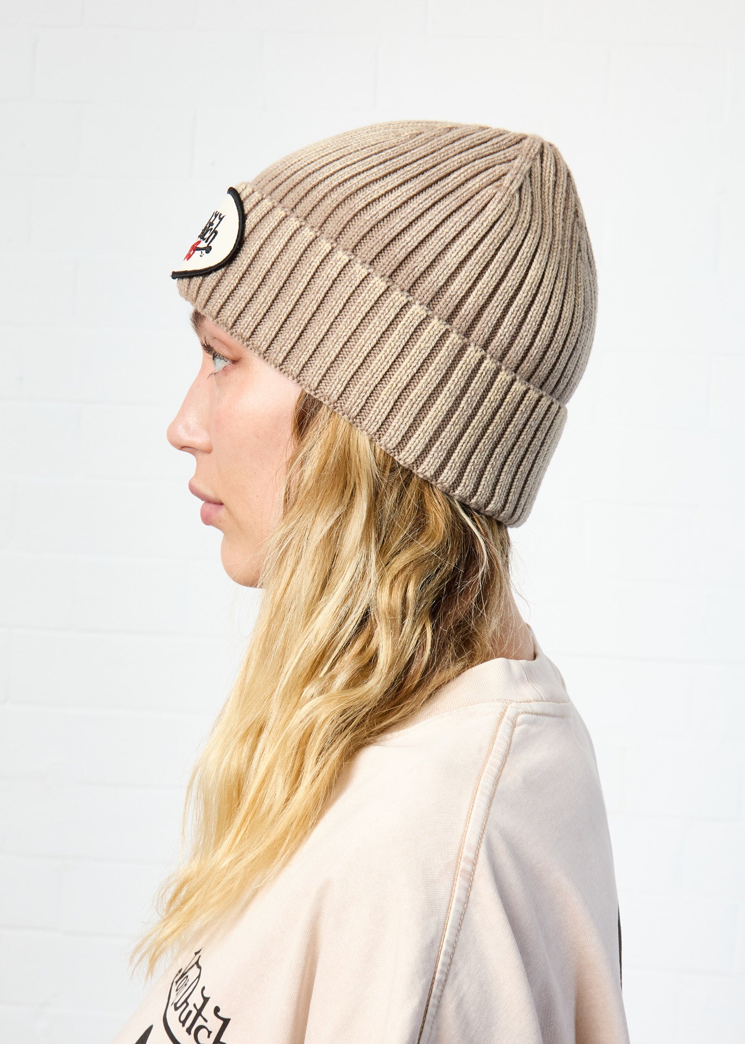 CLASSIC BEANIE HAT (DARK BEIGE)
