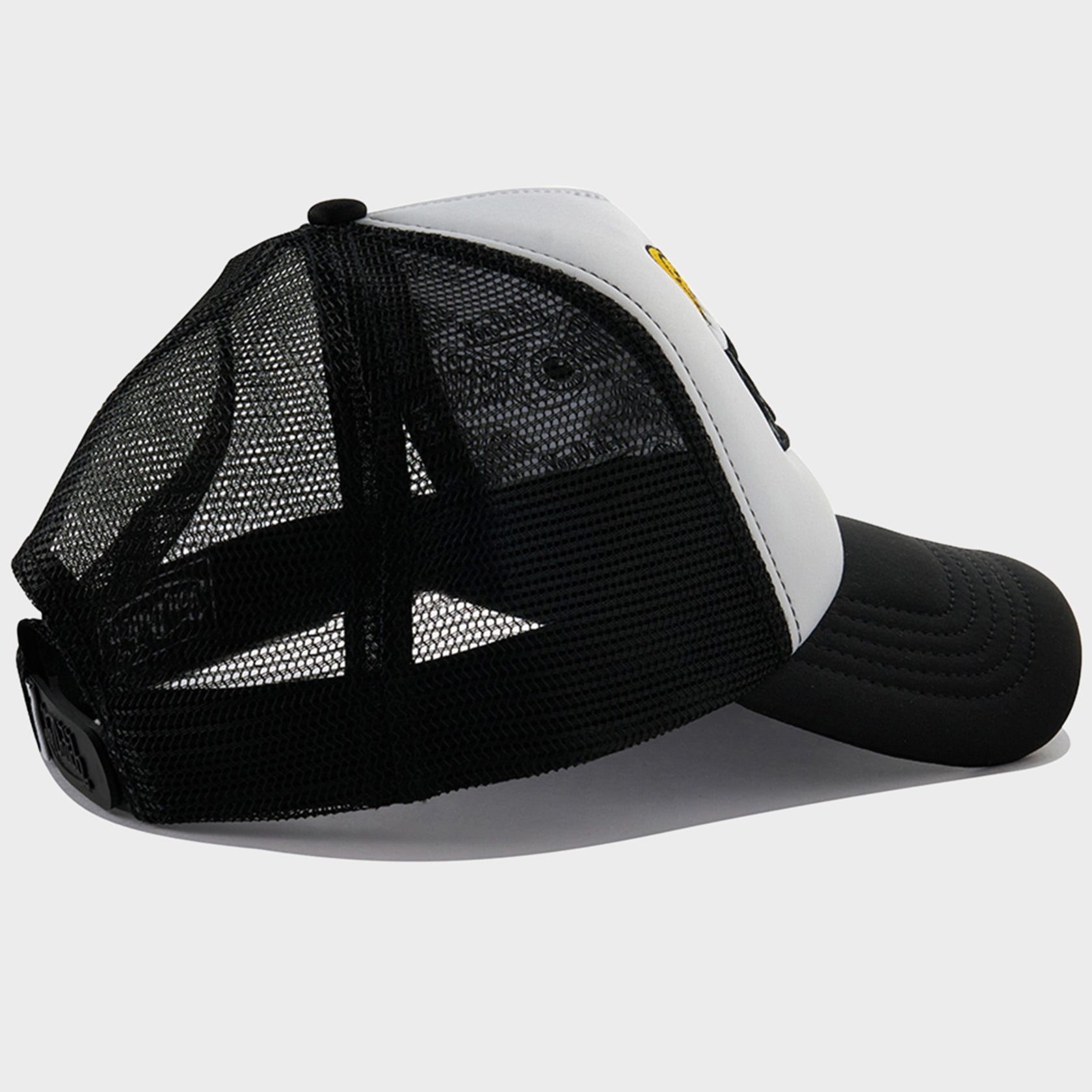 CLASSIC FLYING EYE TRUCKER