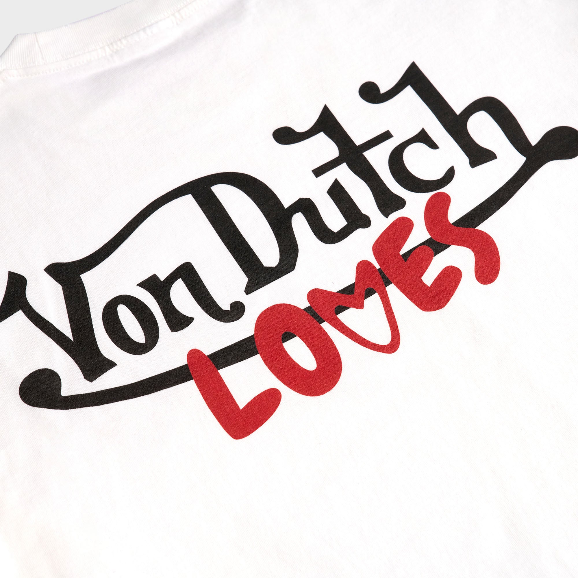 CLASSIC LOVES HEART T (WHITE)