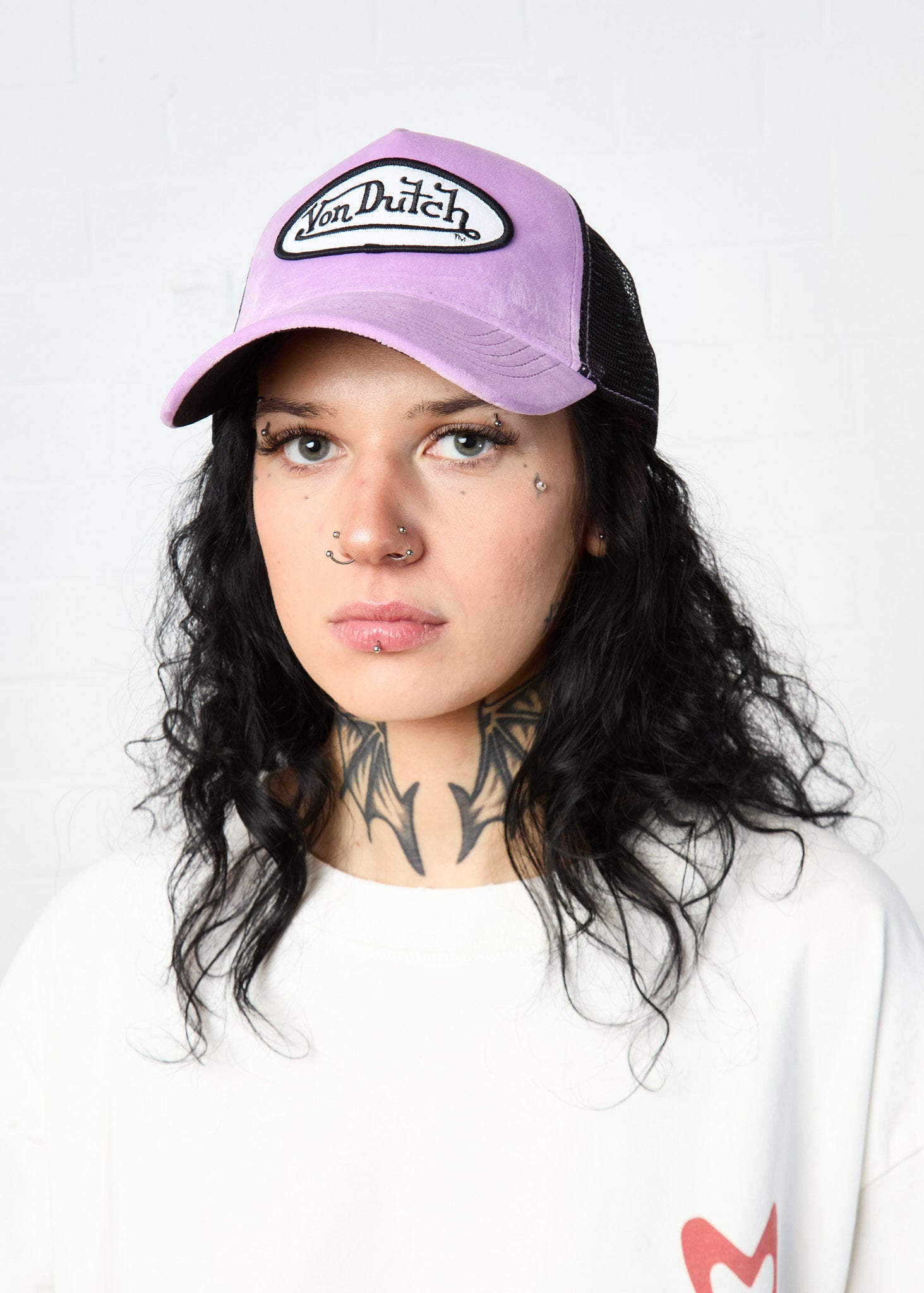 VELVET TRUCKER (PLUM DUST)