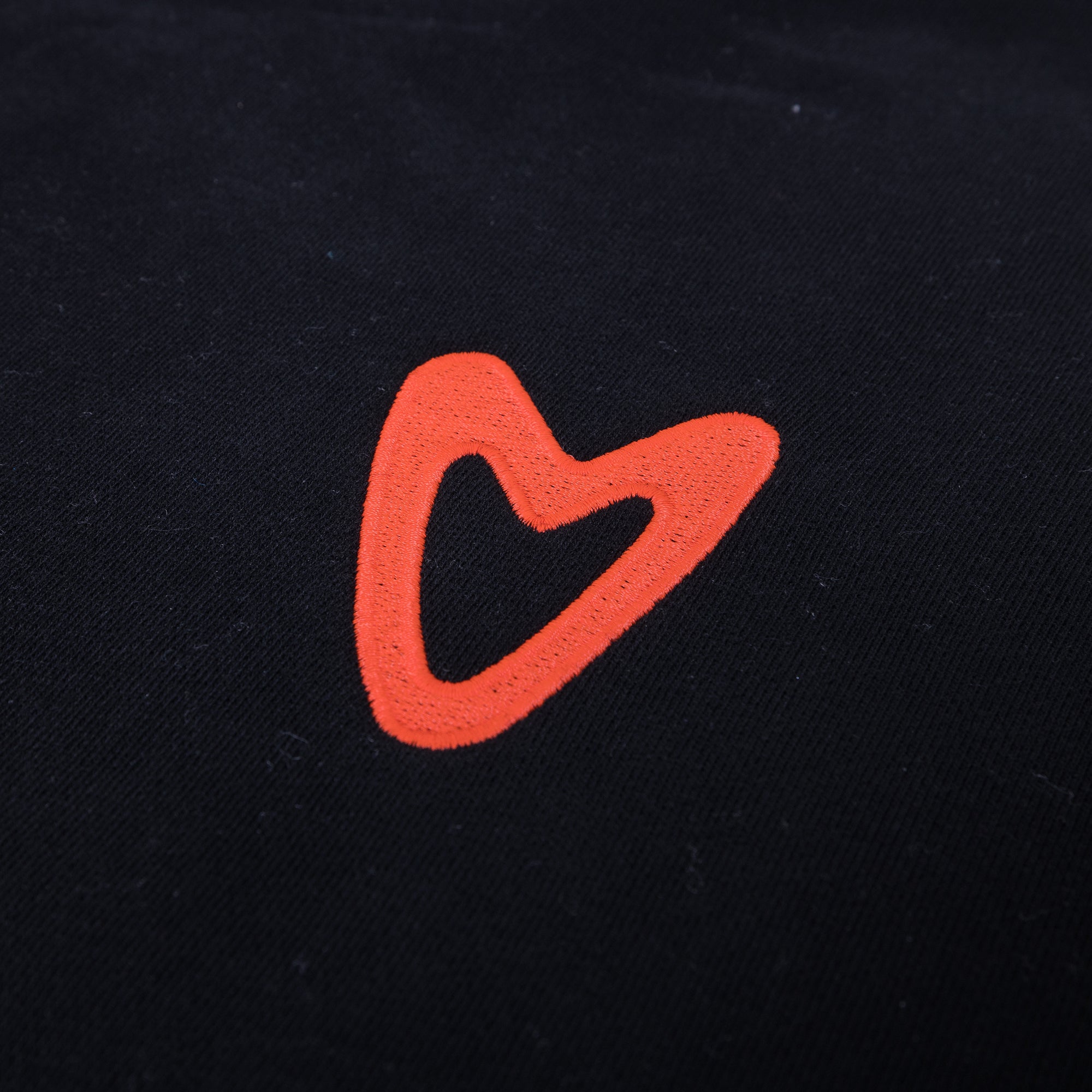 Von Dutch loves OVERSIZED HEART BLACK COTTON HOODIE