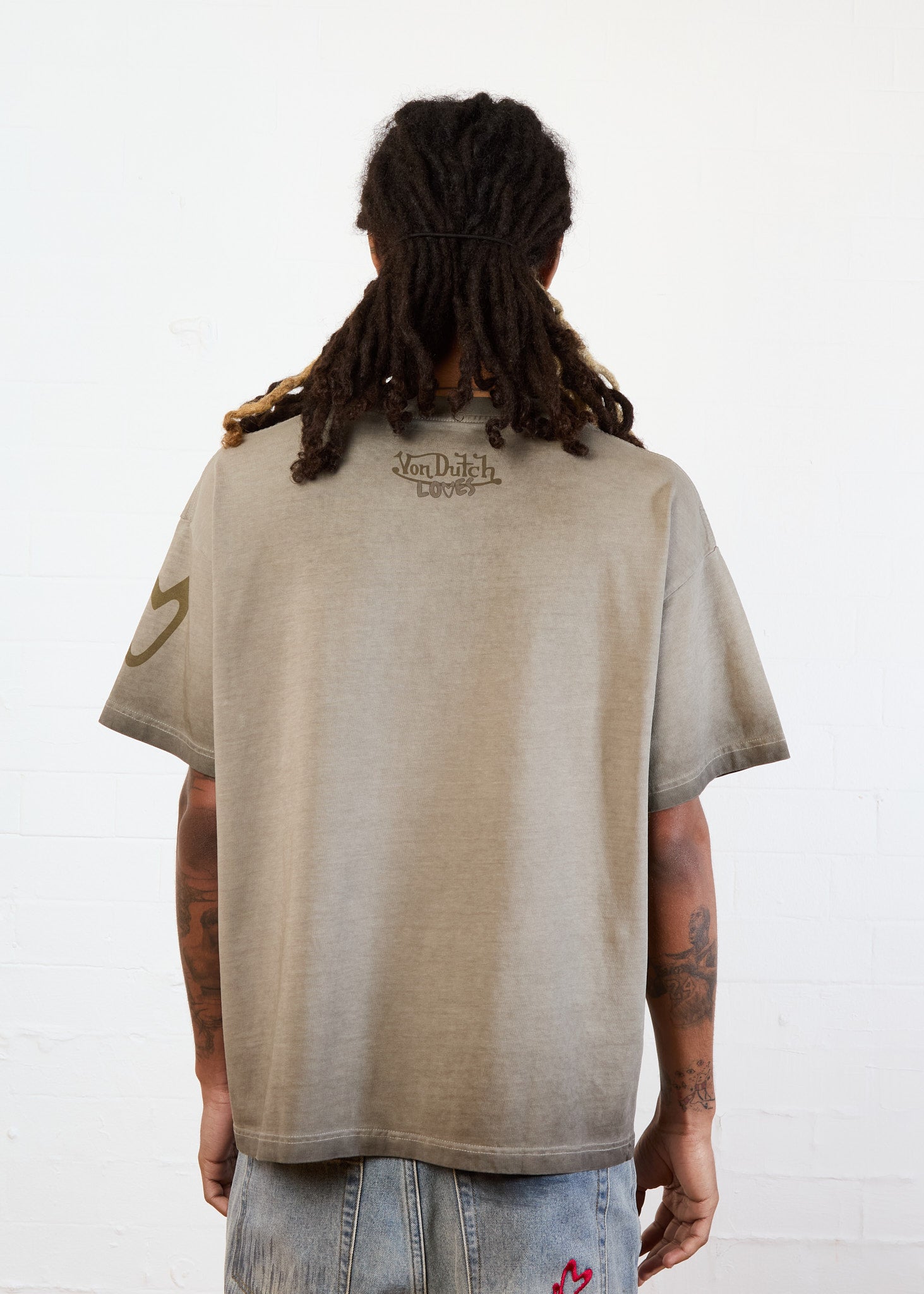 WEAR YOUR HEART ON YOUR SLEEVE (STONE)