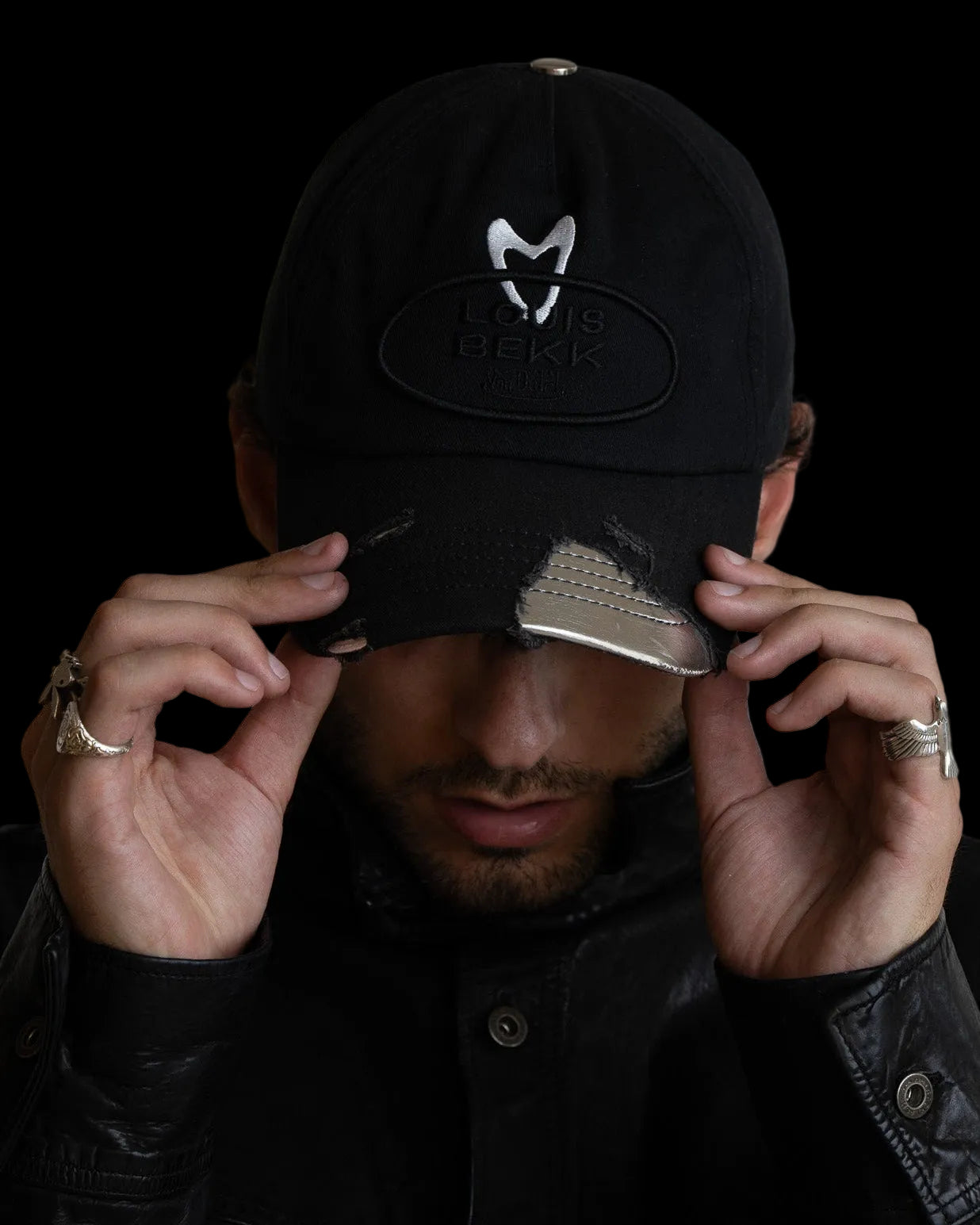 LOUIS BEKK X VON DUTCH HAT in BLACKOUT