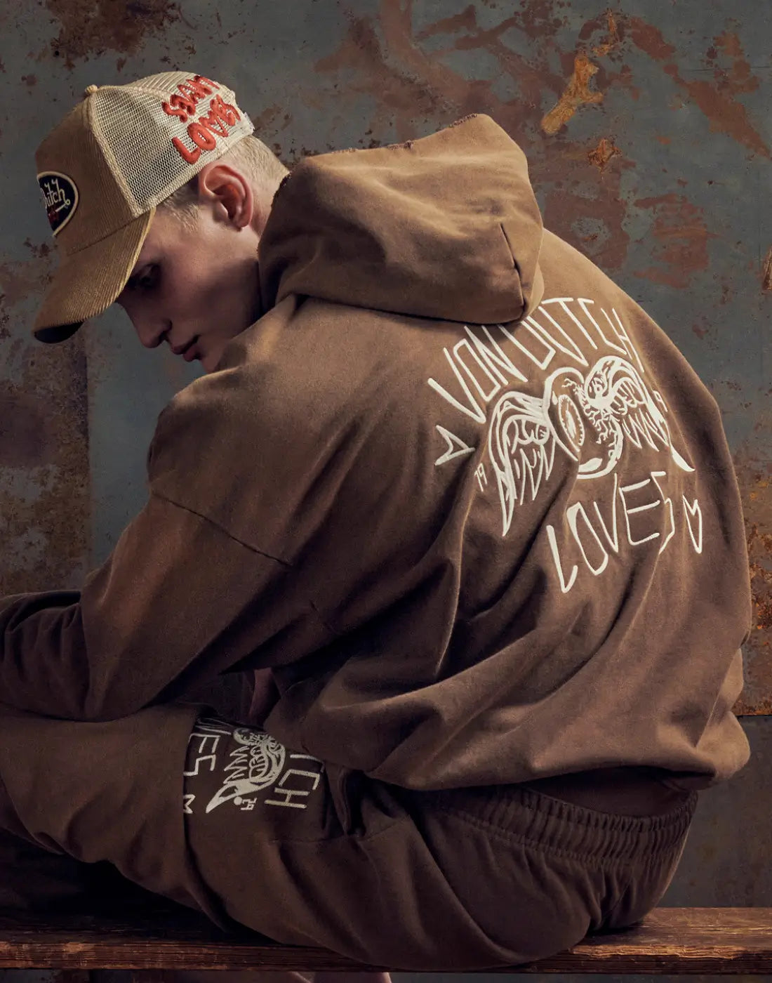 EYEBALL HOODIE (BROWN)