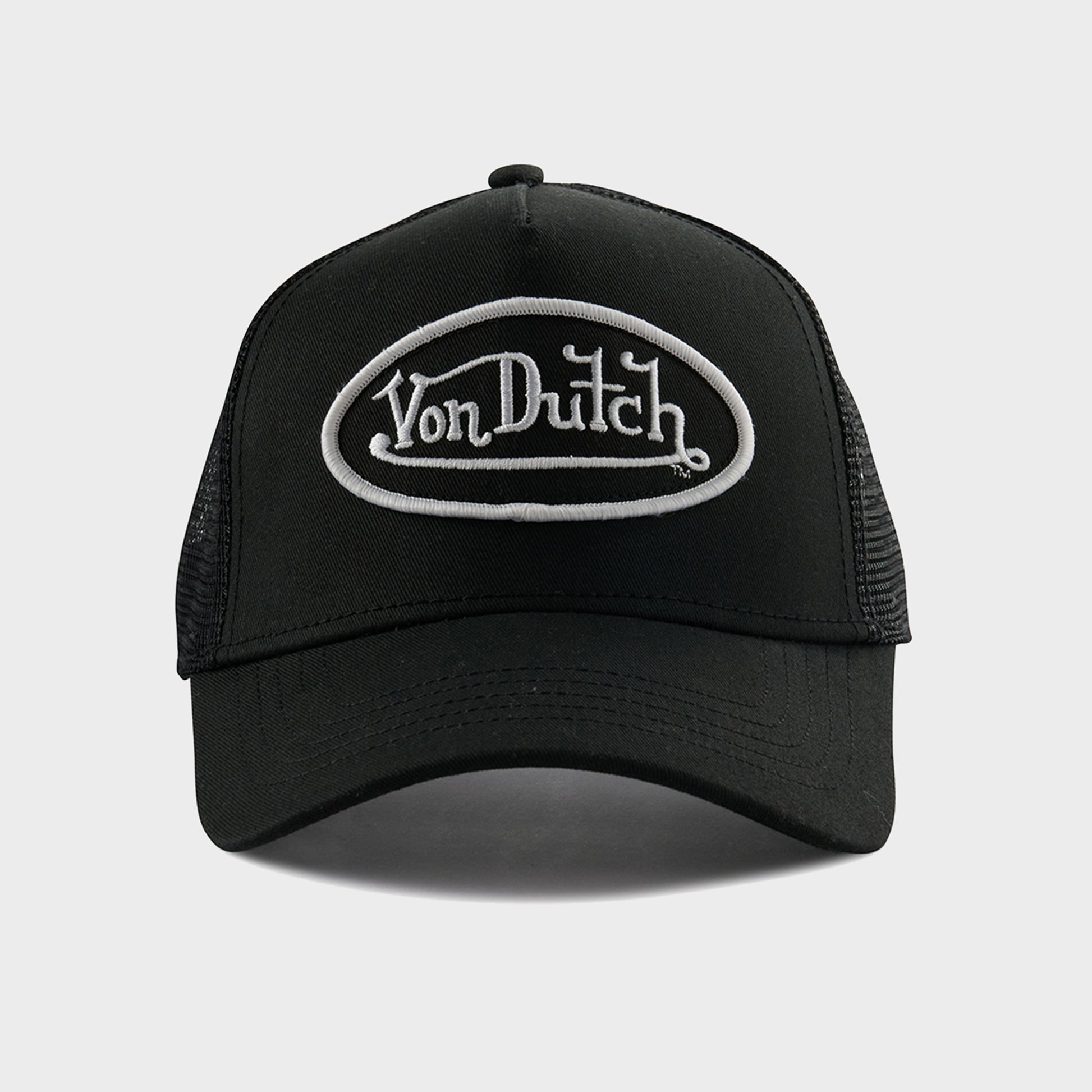 CLASSIC TRUCKER IN  BLACK