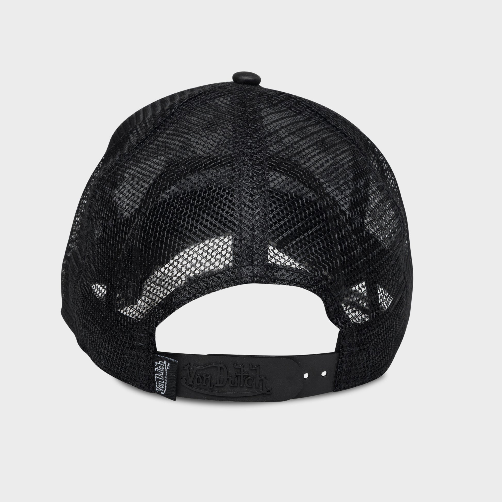 STUDDED TRUCKER