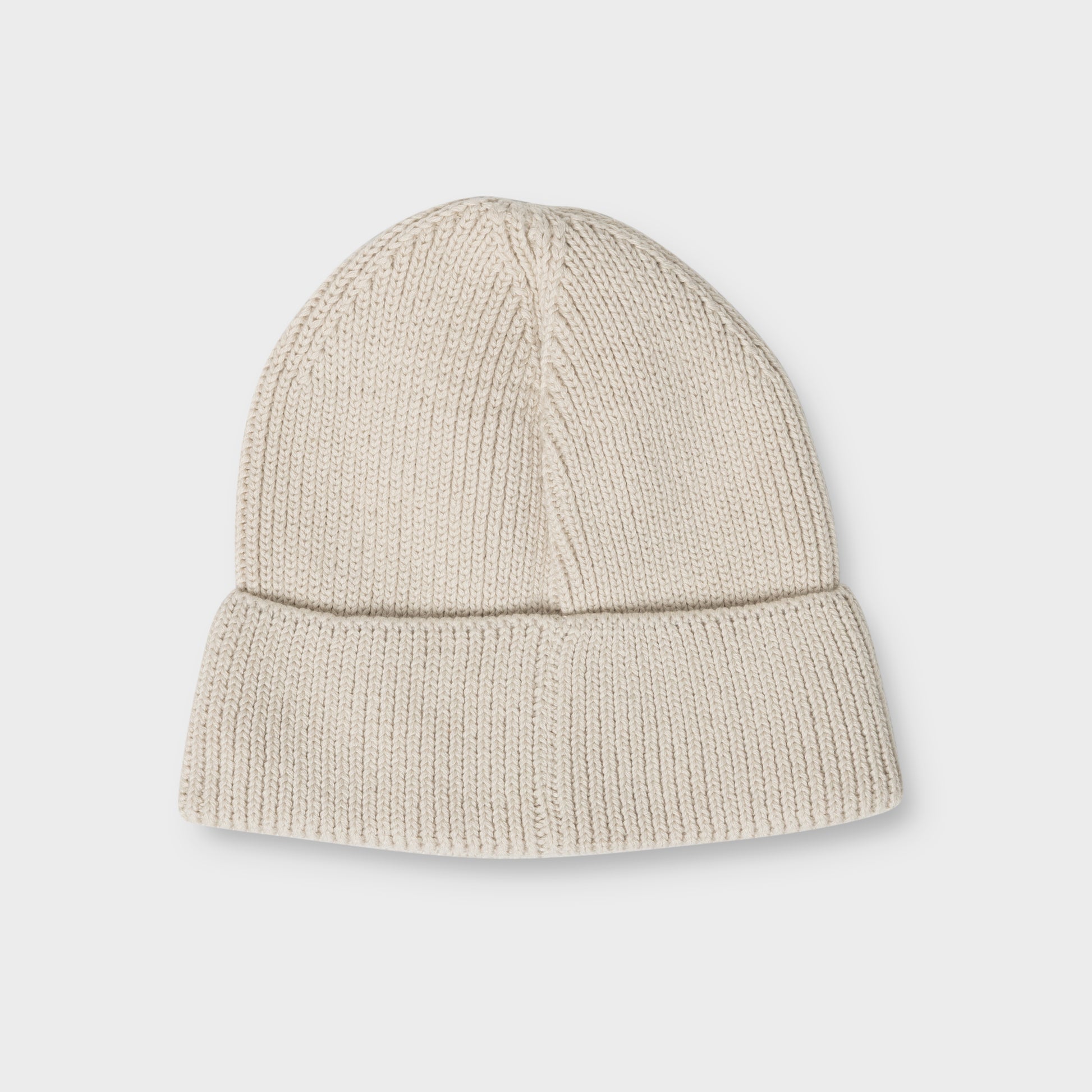 CLASSIC BEANIE IN LIGHT BEIGE