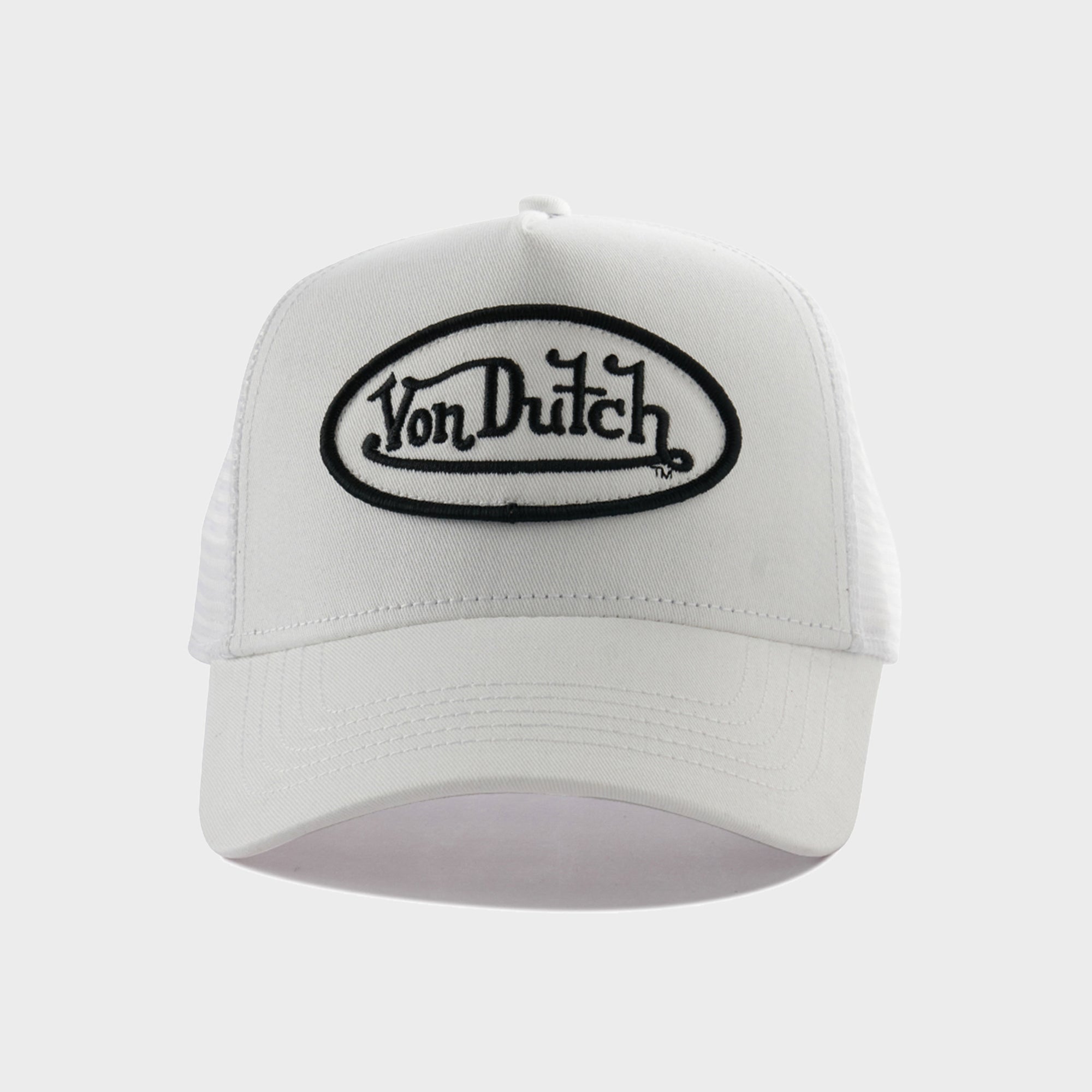 CLASSIC WHITE STAPLE TRUCKER